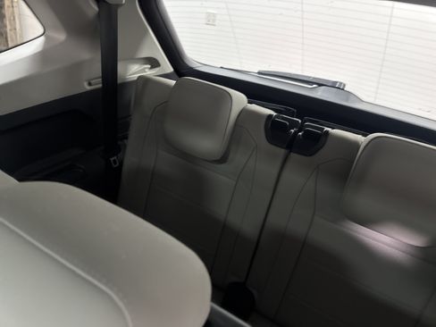 Used 2019 Volkswagen Tiguan SE w/ Panoramic Sunroof Package AWD/4WD image 32