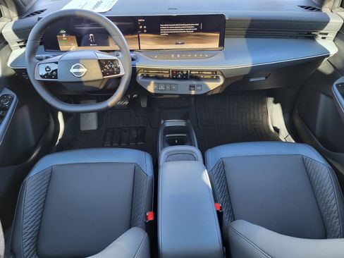 New 2026 Nissan Leaf Platinum+ w/ Cargo Package (Platinum+) image 8