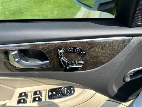 Used 2014 Hyundai Equus Signature RWD image 33