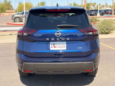 Certified 2025 Nissan Rogue SV AWD/4WD image 5
