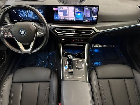 Certified 2023 BMW i4 eDrive40 RWD image 16