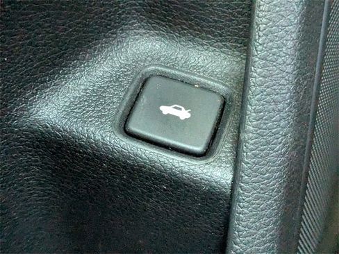 Used 2018 Honda Civic Si image 24