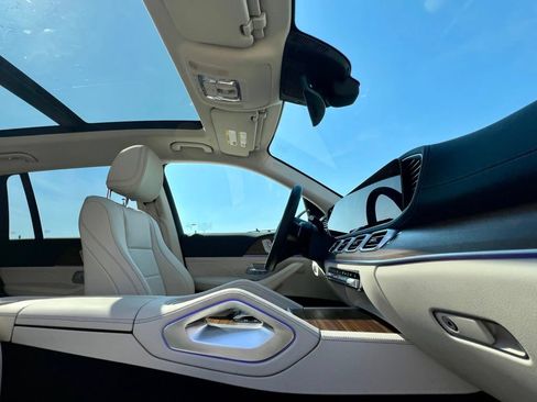 Certified 2026 Mercedes-Benz GLS 450 4MATIC image 9