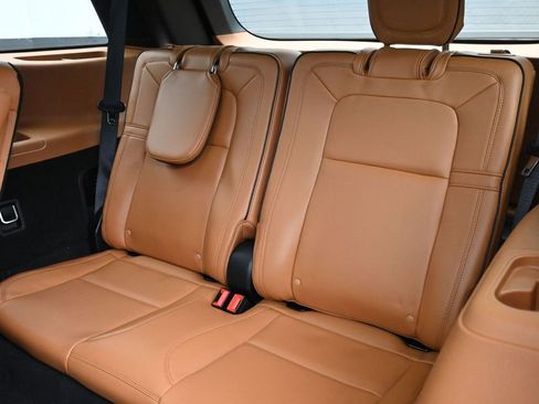 Used 2022 Lincoln Aviator Black Label image 22