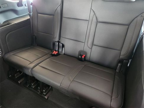 New 2026 Chevrolet Suburban High Country image 26