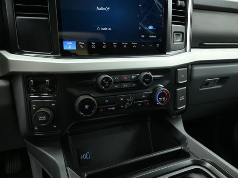 New 2026 Ford F250 XLT w/ XLT Premium Package image 15