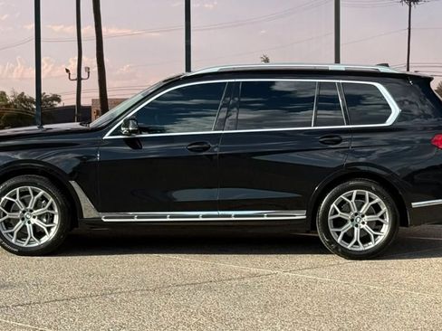 Used 2020 BMW X7 xDrive40i w/ Cold Weather Package AWD/4WD image 4