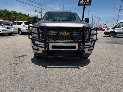 Used 2014 Chevrolet Silverado 2500 LT w/ Interior Plus Package AWD/4WD image 7