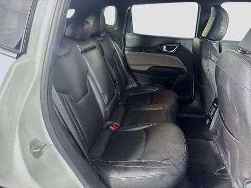 Used 2025 Jeep Compass Limited AWD/4WD image 26