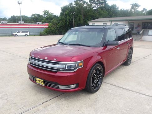 Used 2013 Ford Flex Limited w/ Titanium Appearance Pkg FWD image 2