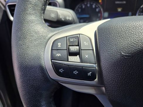 Used 2023 Ford Explorer XLT w/ Equipment Group 202A image 16