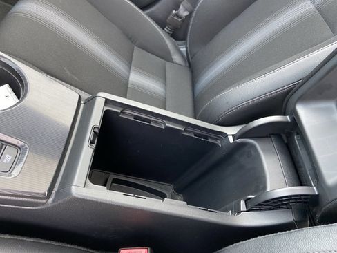 Used 2025 Honda Civic Sport image 41