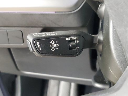 Certified 2023 Audi Q4 e-tron Premium Plus w/ Premium Plus image 33