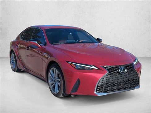 Used 2025 Lexus IS 300 w/ Comfort Package RWD image 3