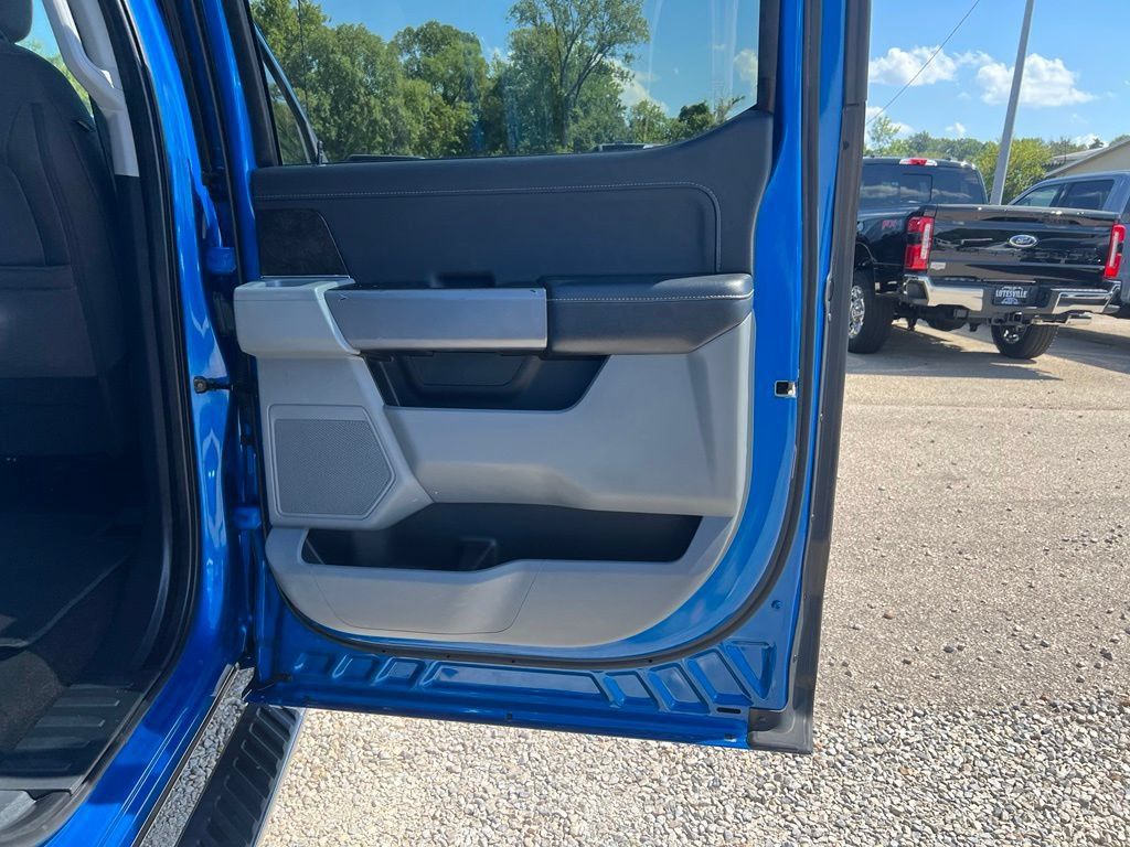 Used 2021 Ford F150 XLT w/ Equipment Group 302A High AWD/4WD image 18