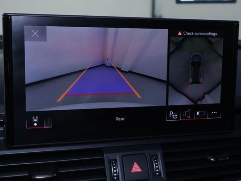 Used 2021 Audi Q5 e Prestige w/ Prestige Package image 36