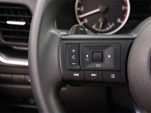 Certified 2024 Nissan Rogue SV image 12