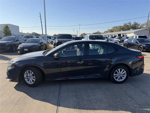 Certified 2025 Toyota Camry LE image 8