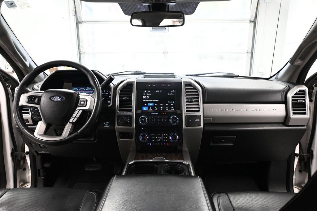 Used 2017 Ford F350 Lariat w/ Lariat Ultimate Package AWD/4WD image 20