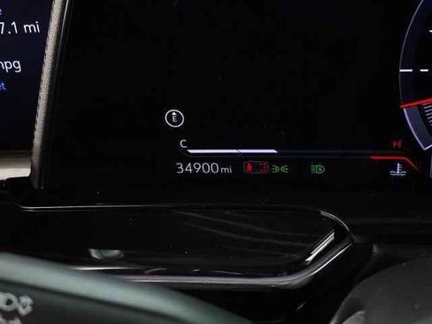 Used 2023 Cadillac Escalade V w/ LPO, ONYX Package image 28