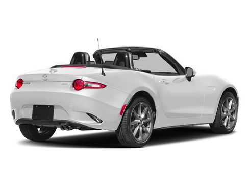 Used 2018 MAZDA MX-5 Miata Grand Touring RWD image 2