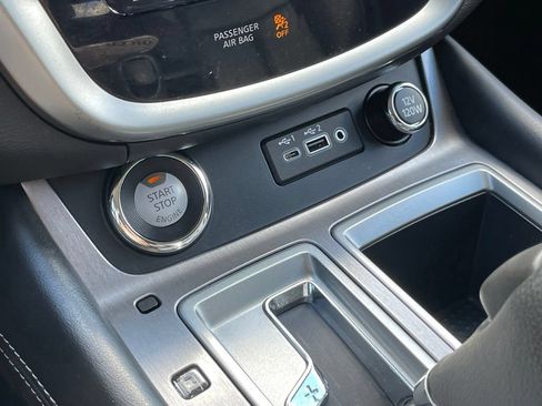Certified 2024 Nissan Murano SV w/ SV Midnight Edition Package AWD/4WD image 22