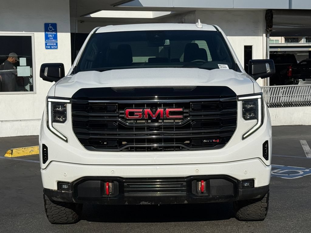 Used 2025 GMC Sierra 1500 AT4 AWD/4WD image 4
