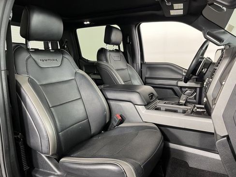 Used 2018 Ford F150 Raptor w/ Equipment Group 802A Luxury image 44