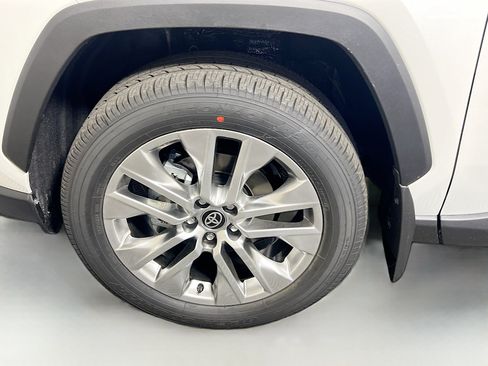 Used 2025 Toyota RAV4 XLE Premium w/ Weather Package FWD image 13