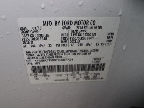 Used 2014 Ford Explorer Limited w/ Equipment Group 302A FWD image 12