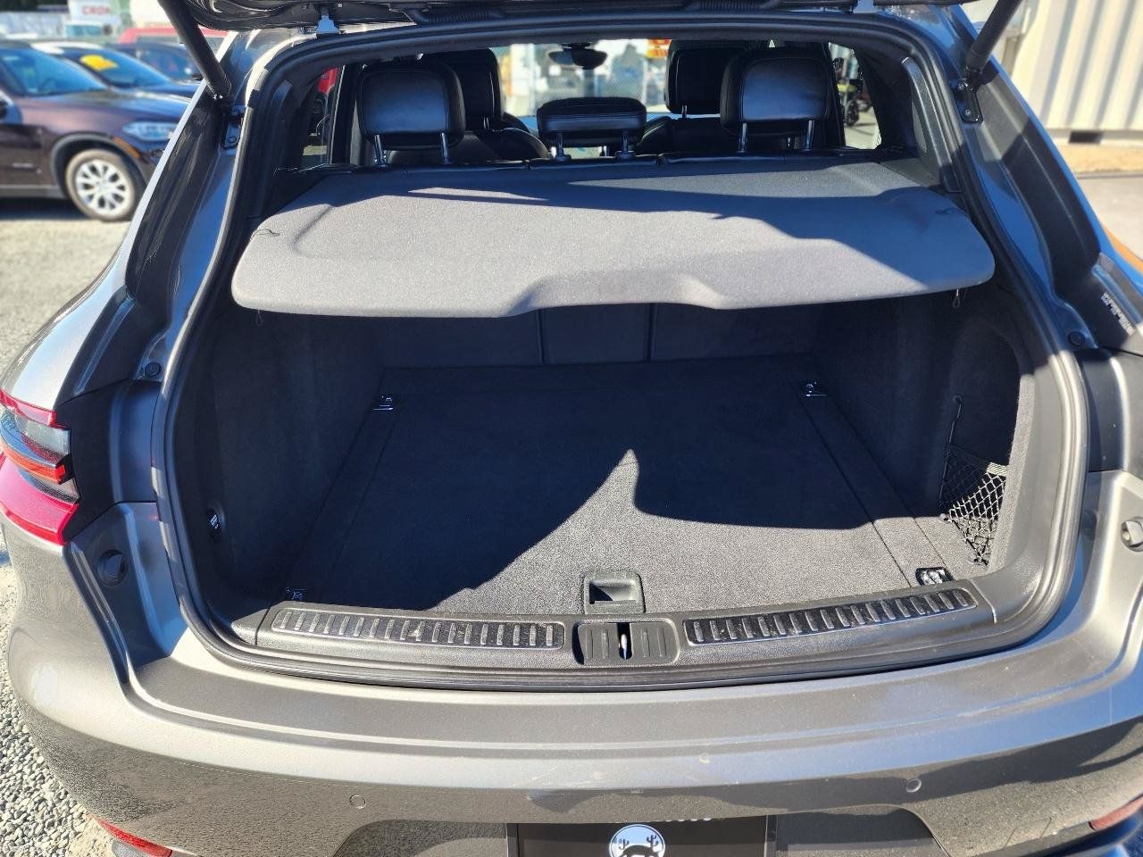 Used 2015 Porsche Macan Turbo AWD/4WD image 31