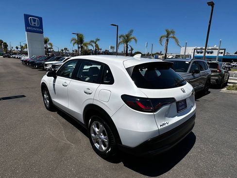 Used 2023 Honda HR-V LX image 6
