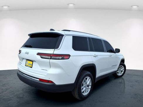 Used 2022 Jeep Grand Cherokee L Laredo w/ Luxury Tech Group I image 7