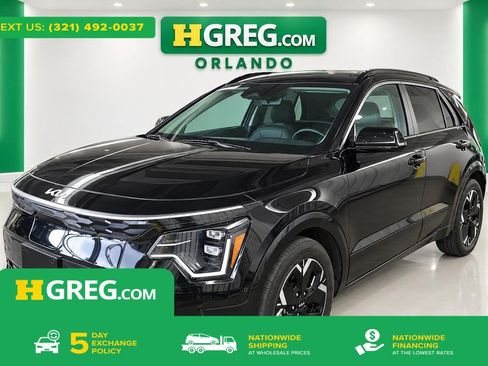 Used 2023 Kia Niro Wave FWD image 1
