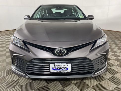 Used 2024 Toyota Camry LE AWD/4WD image 10