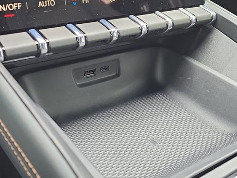 New 2026 GMC Terrain AT4 image 17