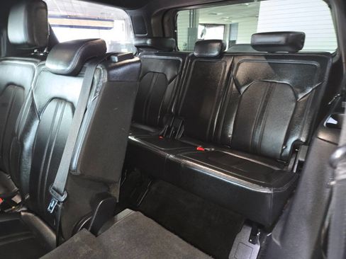 Used 2018 Ford Expedition Limited w/ Equipment Group 302A image 25
