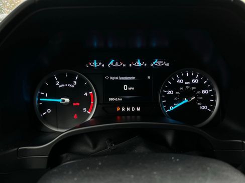 Used 2020 Ford F550 4x4 Regular Cab Super Duty w/ XLT Value Package image 9