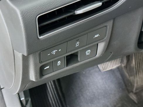 Used 2021 Hyundai Sonata SE w/ Winter Weather Package image 16