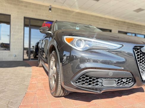 Used 2018 Alfa Romeo Stelvio Ti Sport image 29