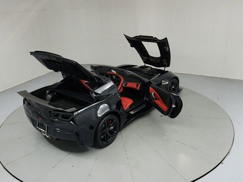 Certified 2019 Chevrolet Corvette ZR1 RWD image 14