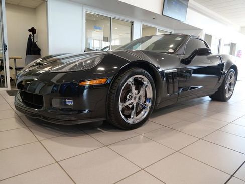 Used 2011 Chevrolet Corvette Grand Sport w/ Preferred Equipment Group image 3