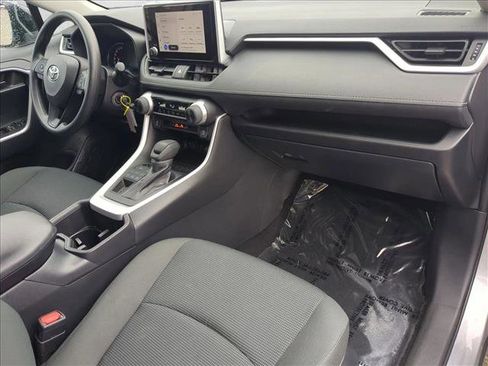 Certified 2025 Toyota RAV4 LE image 20