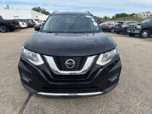 Used 2018 Nissan Rogue SV AWD/4WD image 2