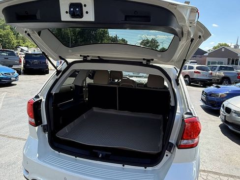Used 2012 Dodge Journey Crew w/ Driver Convenience Group AWD/4WD image 16