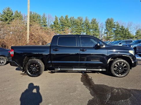 Used 2021 Toyota Tundra Limited w/ Limited Premium Package image 7