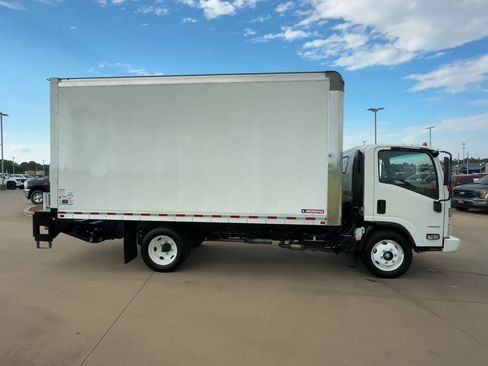 New 2024 Chevrolet Low Cab Forward image 20