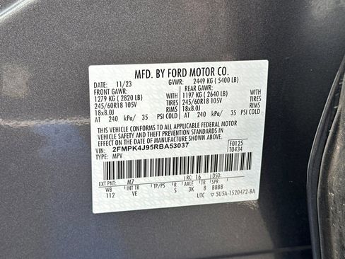 Used 2024 Ford Edge SEL image 30