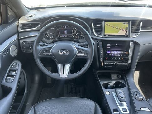 Used 2023 INFINITI QX50 Sport image 12
