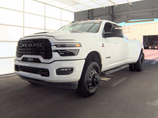 Used 2025 RAM 3500 Laramie w/ Night Edition AWD/4WD image 22